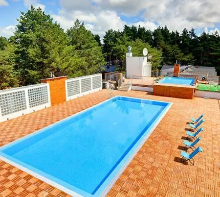 2b Niebieskie Z Basenem Krytym, Odkrytym, Sala Zabaw, Animacjami *