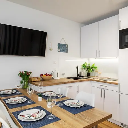 2b Niebieskie Z Basenem Krytym, Odkrytym, Sala Zabaw, Animacjami Apartment *